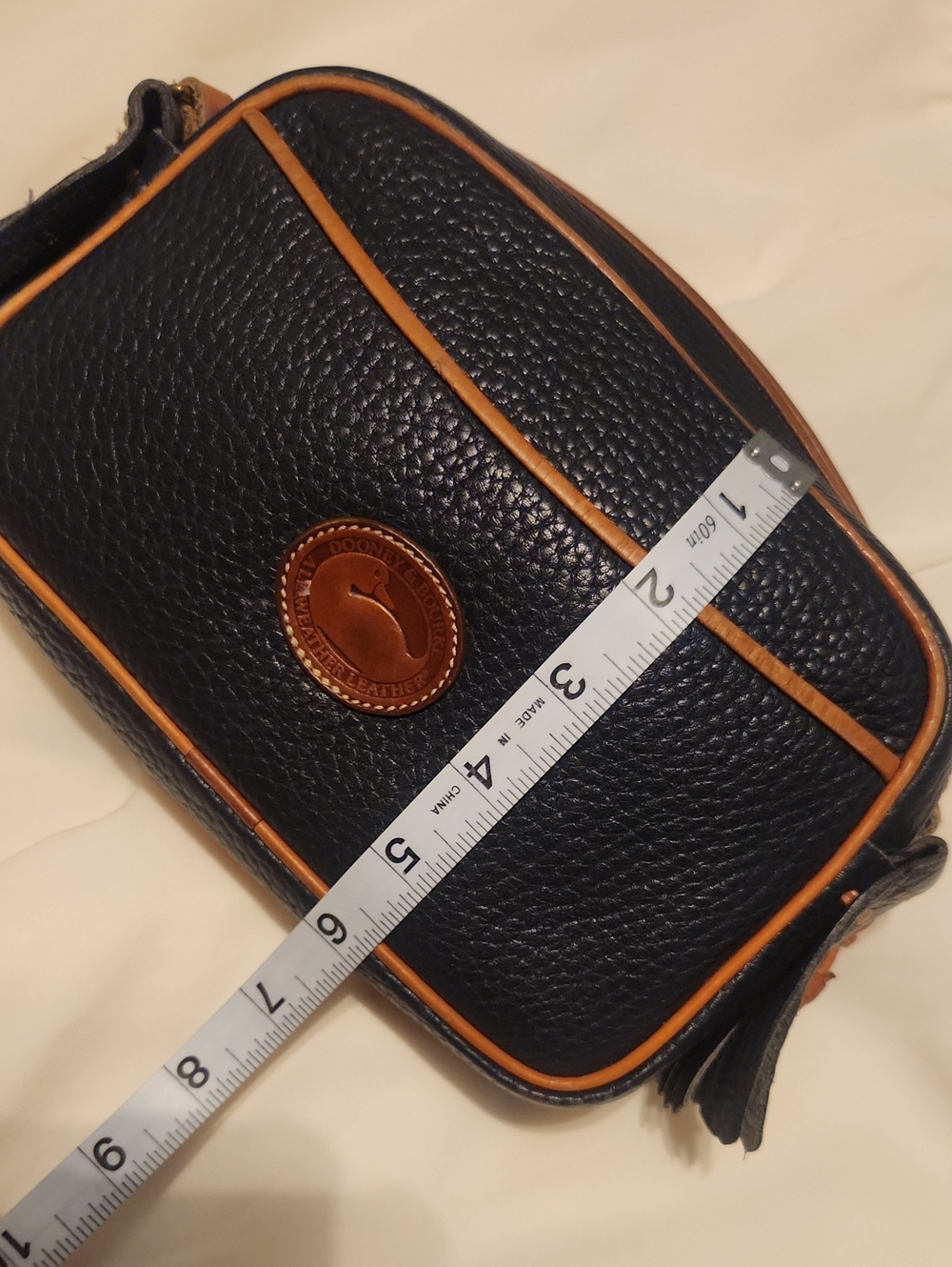 Vintage Dooney and Bourke Kitty crossbody bag - Picture 15 of 15
